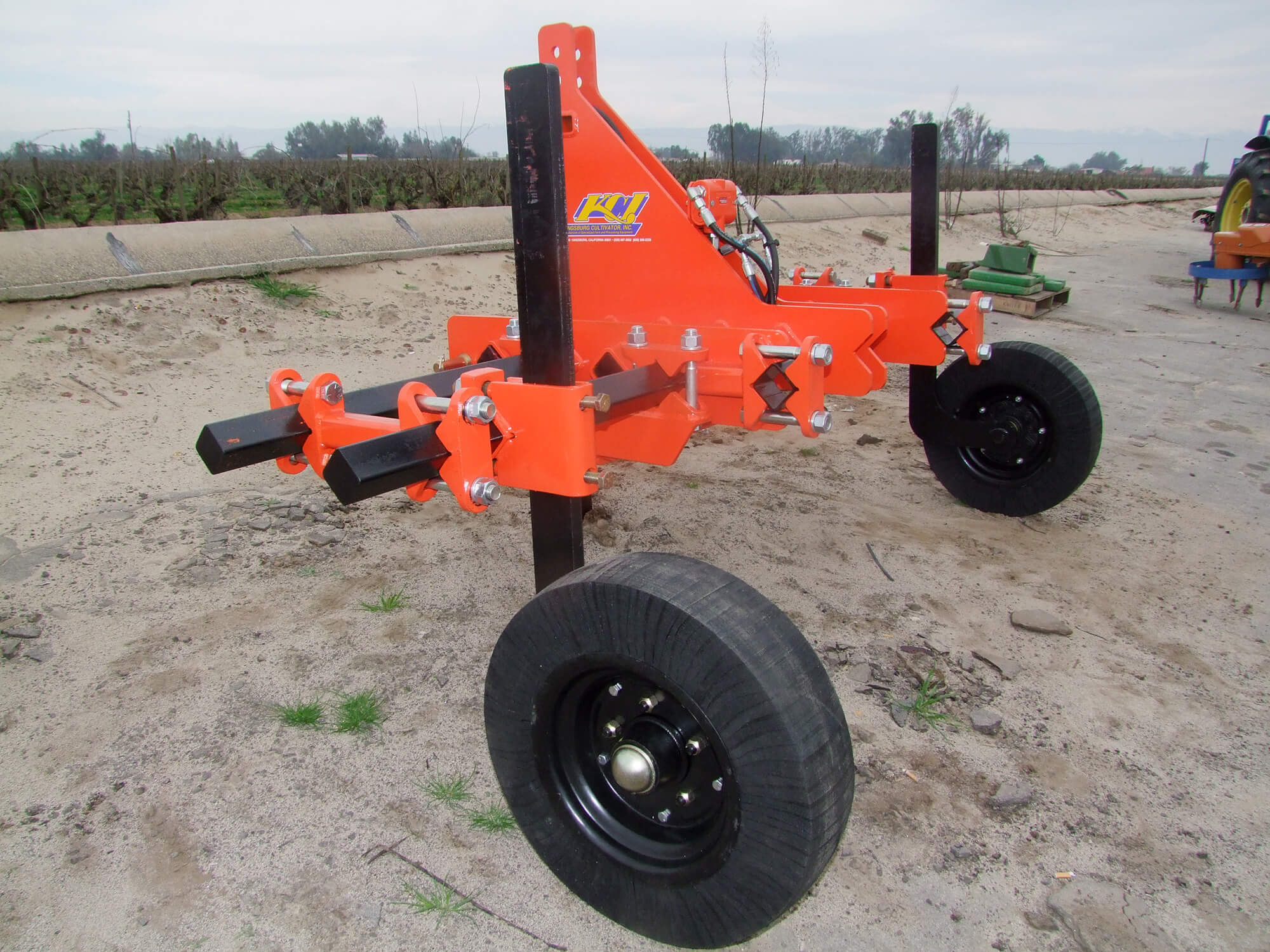 KCI Auxilary Systems & Hydraulic Tool Bars Kingsburg Cultivator